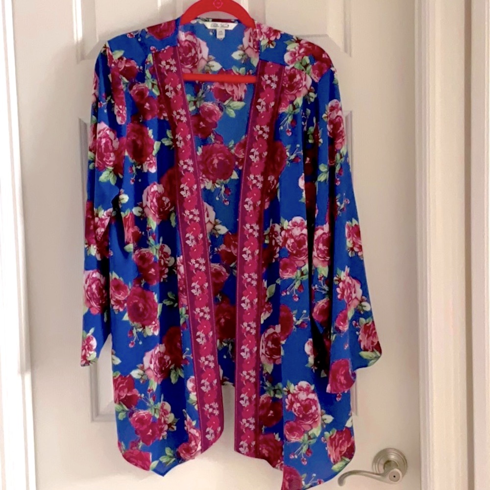 Pioneer Woman Red Roses Coverup XL